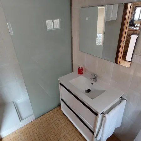 Casa Vacacional De Pueblo * Ponte Do Porto